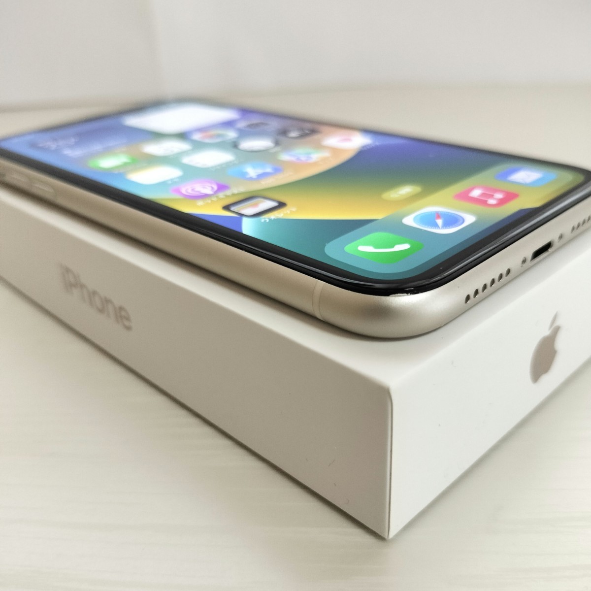 1円 iPhone11 64GB ソフトバンク認定中古品 Apple 人気のホワイト SIM