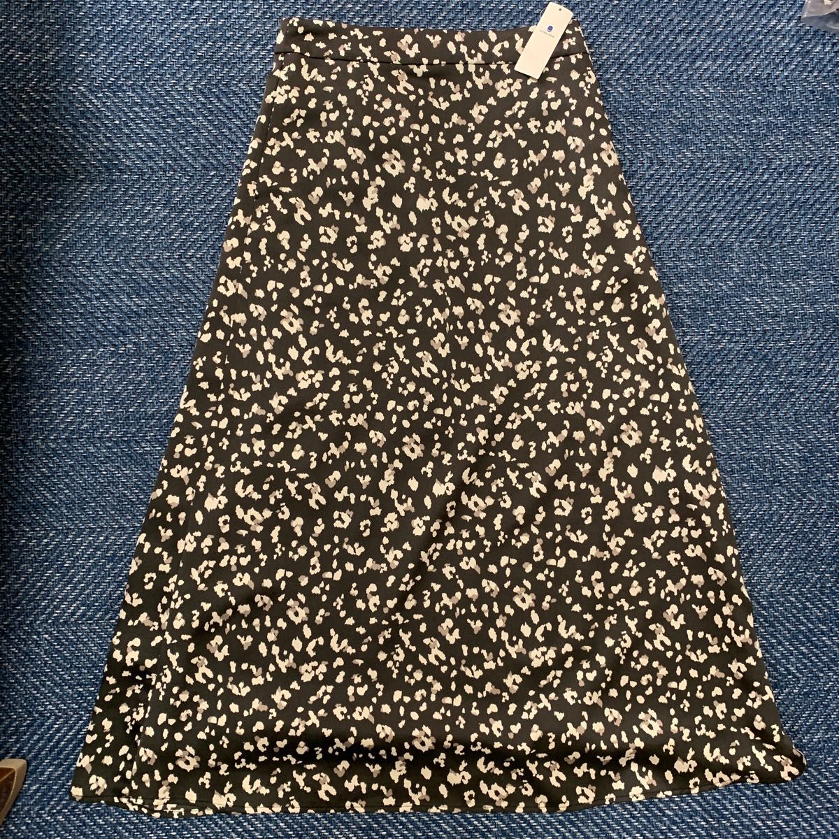 定価4950円　新品　グローバルワーク　ロングスカート　ポケット付き　夏素材 スカート