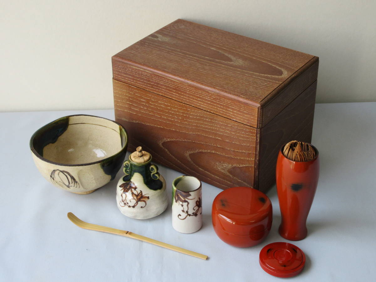 桑 利休茶箱 9点揃い】【桑 茶箱 9点セット】茶碗・振出・茶巾筒・棗