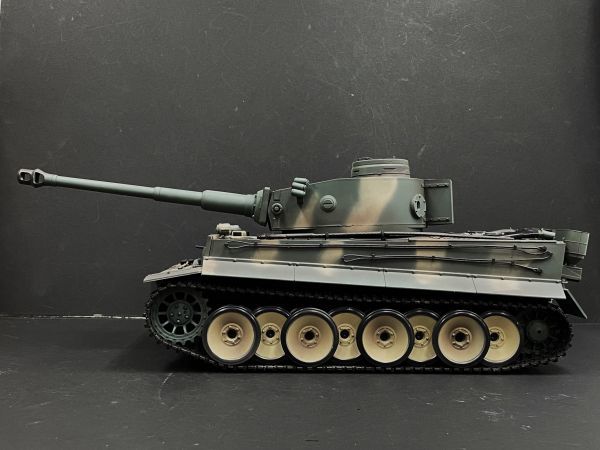 ☆ Ver.7.0 塗装済み完成品 赤外線 バトルシステム付 対戦可能☆ Heng Long 2.4GHz 1/16 タイガーI型【特注 迷彩色 メタルギアボックス】_画像8