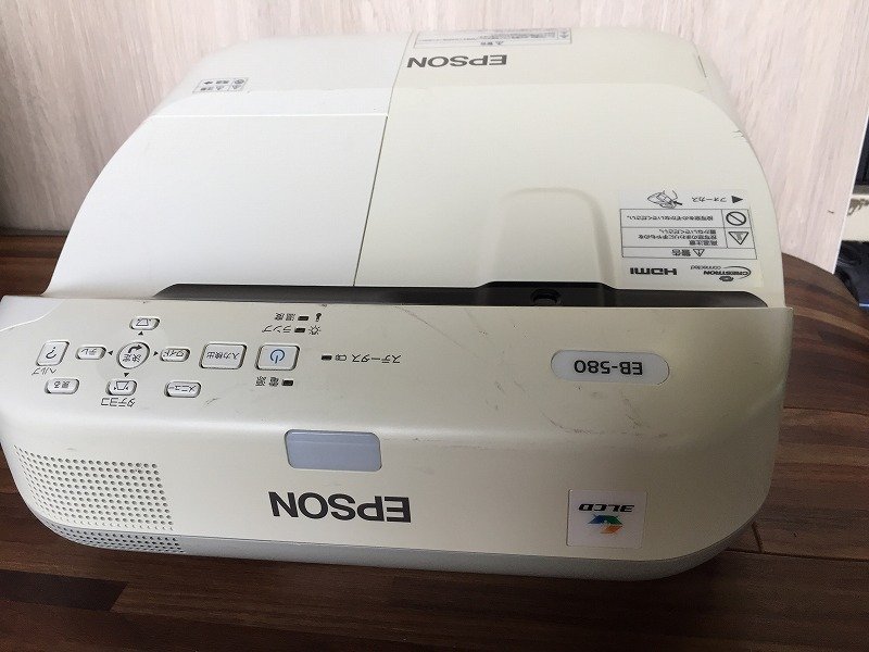 ●EPSON 液晶プロジェクター EB-580 3200lm ランプ時間：2654/43H 中古品 [C0619W2]