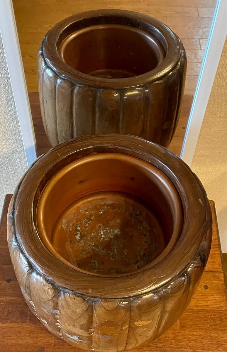 菊型　蒔絵木製火鉢