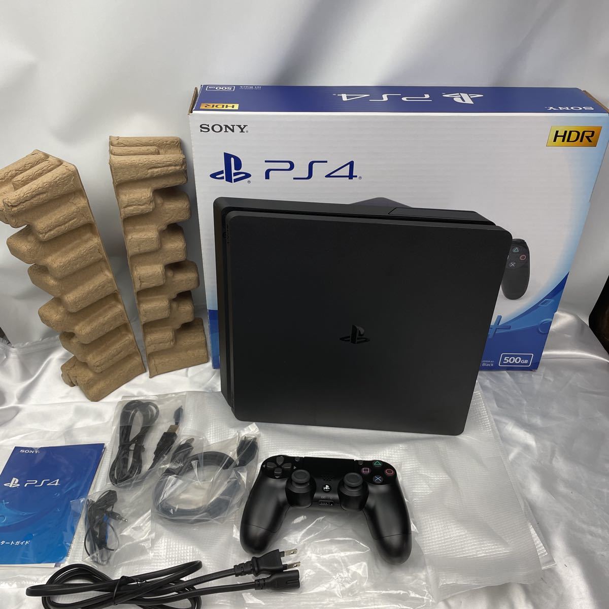 美品 完品 動作確認済み PS4 本体 セット CUH 2200 ジェットブラック