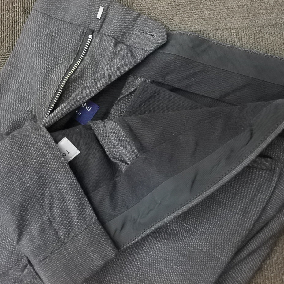 現行タグ トゥモローランド×REGGIANI 2ボタンダークグレースーツ 現行タグ トゥモローランド×REGGIANI 2ボタンダークグレースーツ