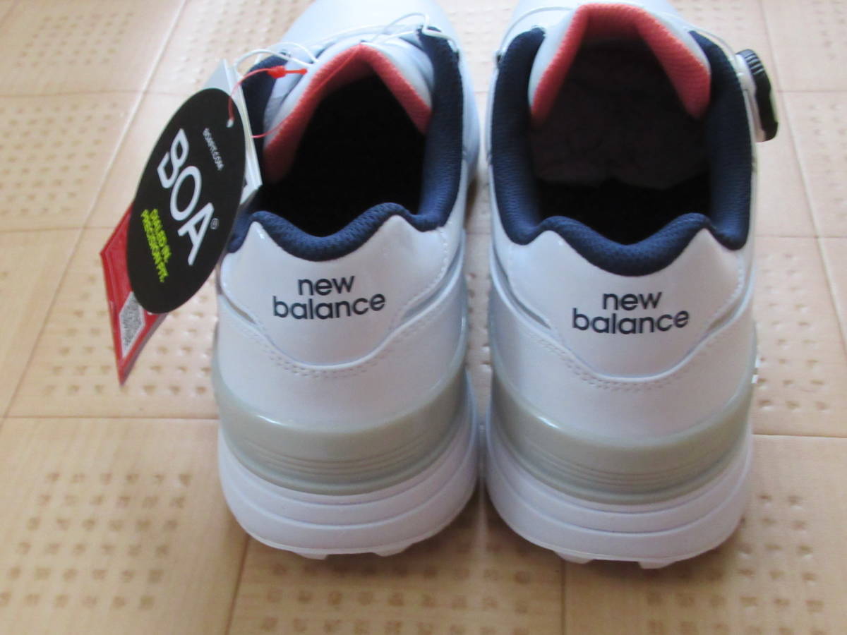 即決新品 New Balance GOLF ゴルフシューズ 25 5㎝ ホワイト 即決新品 New Balance GOLF ゴルフシューズ 25 5㎝ ホワイト