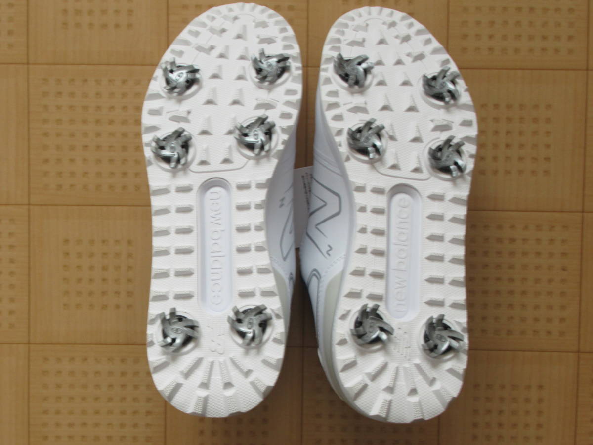 即決新品 New Balance GOLF ゴルフシューズ 25 5㎝ ホワイト 即決新品 New Balance GOLF ゴルフシューズ 25 5㎝ ホワイト