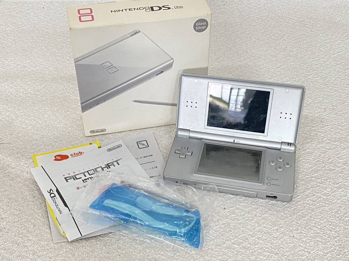 M-2808 【同梱不可】980円～ 現状品 Nintendo/任天堂 DS Lite USG-001