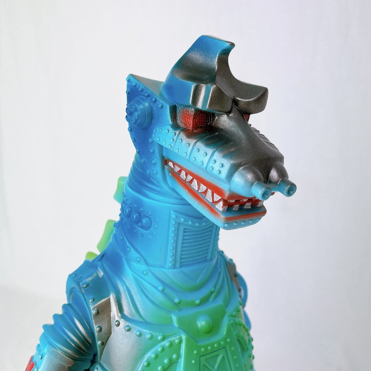 マーミット ジャイアントメカゴジラ SUPER7 限定 (水色成型) ソフビ マーミット ジャイアントメカゴジラ SUPER7 限定 (水色成型) ソフビ
