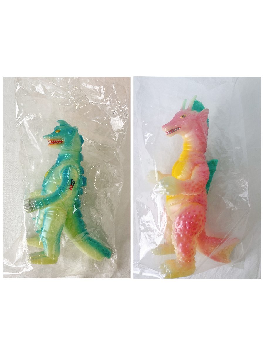 M1号 大怪獣対決セット メカゴジラ2 & チタノザウルス (蓄光成型