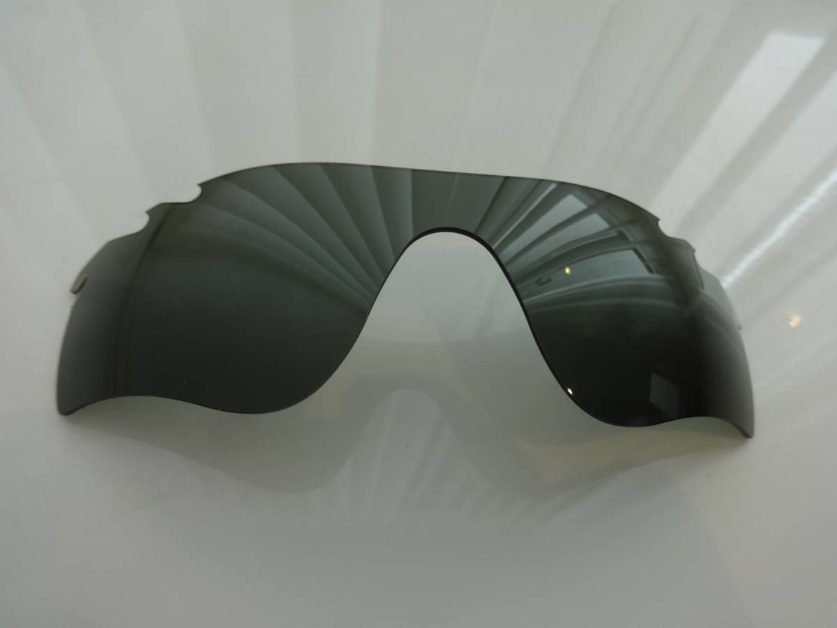 処分価格！！★ オークリー レーダーロックパス用 カスタム偏光レンズ　RadarLock Path VENTED GRAY GREEN Polarized_画像2