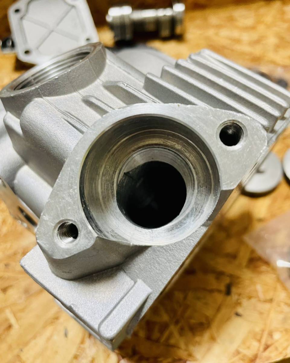 モトラヘッドベース カブ90 同等 ビッグフィンヘッド 12V ハイカム