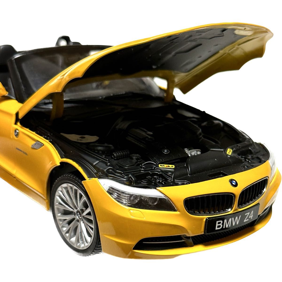 【完売品】 KYOSHO 1/18 BMW Z4 sDrive35i E89 ミニカー 外車 海外メーカー 黄色 イエロー