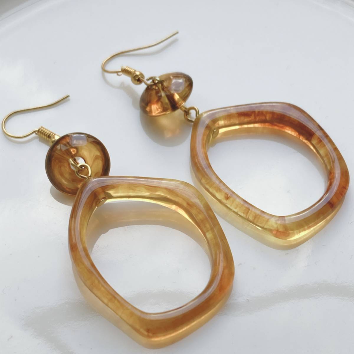 べっ甲柄ピアス　クリアマーブル　ブラウン　ゴールド　揺れる☆vintage jewelry accessories A093