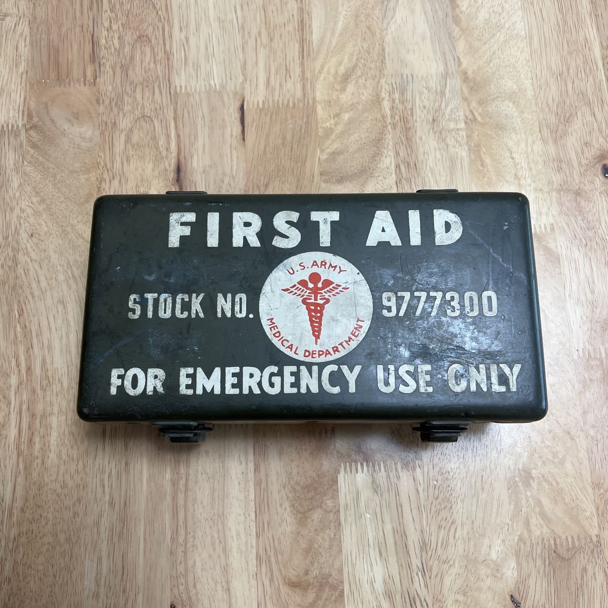 US FIRST AID KIT 米軍 救急キット