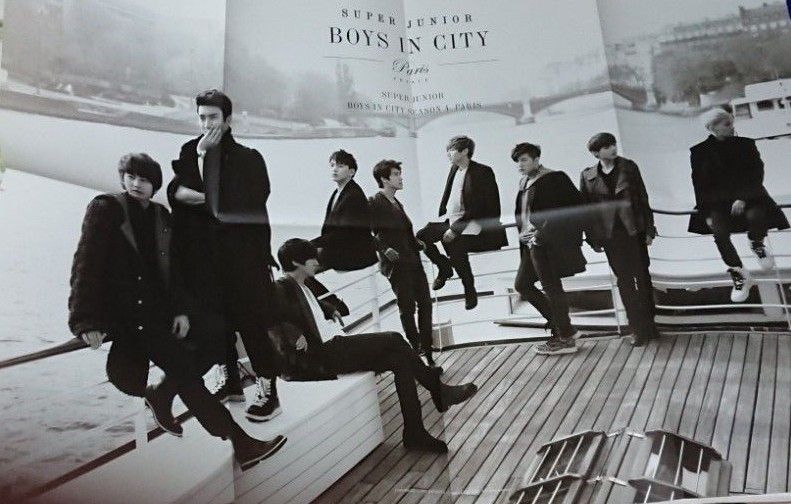 SUPER JUNIOR　写真集　「BOYS IN CITY 4」
