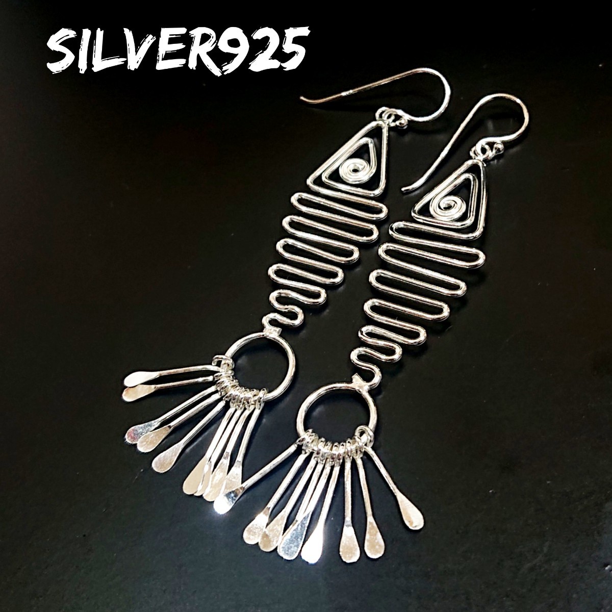 3739 SILVER925 お魚ピアス シルバー925 ワイヤーワーク フィッシュ fish サカナ ケルテック ロング ゆらゆら 揺れる フリンジ お洒落☆