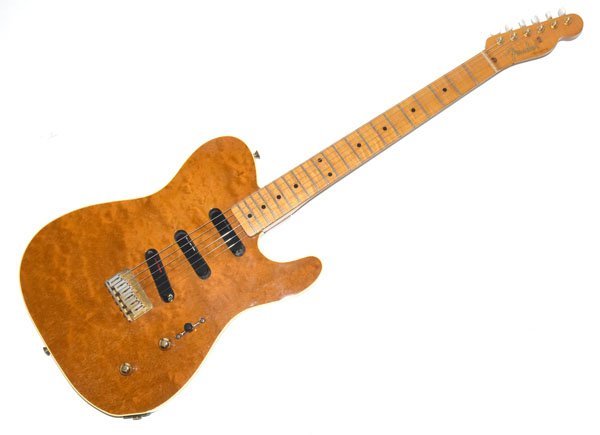 ☆創立10周年記念モデル 限定生産品!FENDER JAPAN フェンダー