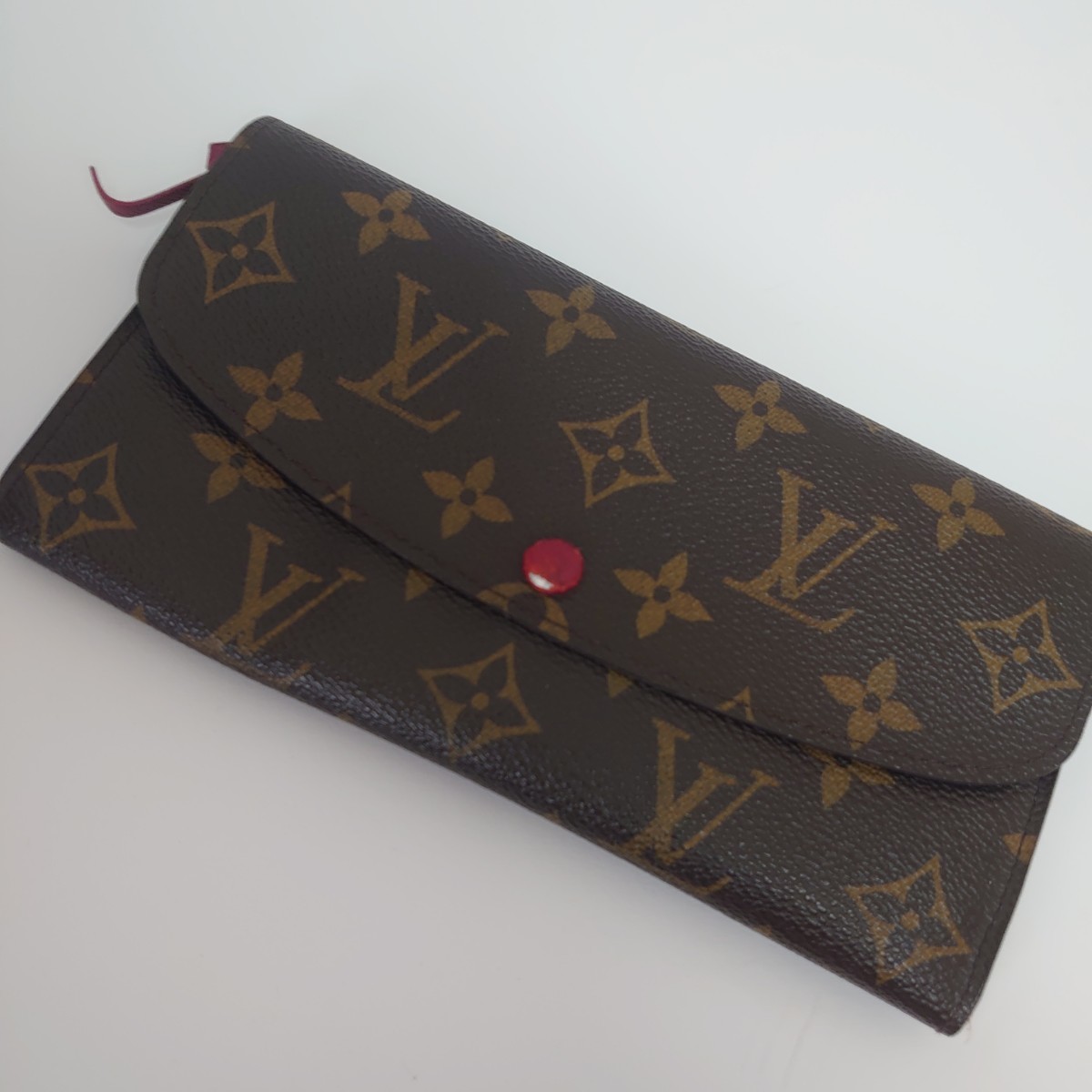 ルイヴィトン ポルトフォイユ エミリー LOUIS VUITTON ルイヴィトン長