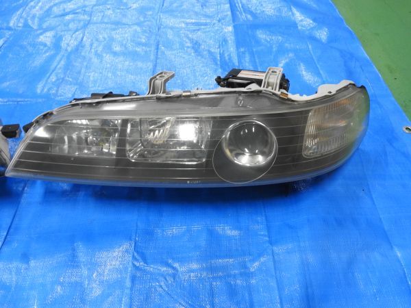 DB6 インテグラ 純正 キセノン ヘッドライト 左右 HID ヘッド ランプ ライト ASSY Ti スーパースタイル 4DR DB8 00 インテ DC2 DC1 B18C_画像2