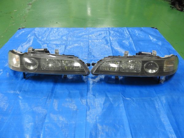 DB6 インテグラ 純正 キセノン ヘッドライト 左右 HID ヘッド ランプ ライト ASSY Ti スーパースタイル 4DR DB8 00 インテ DC2 DC1 B18C_画像1