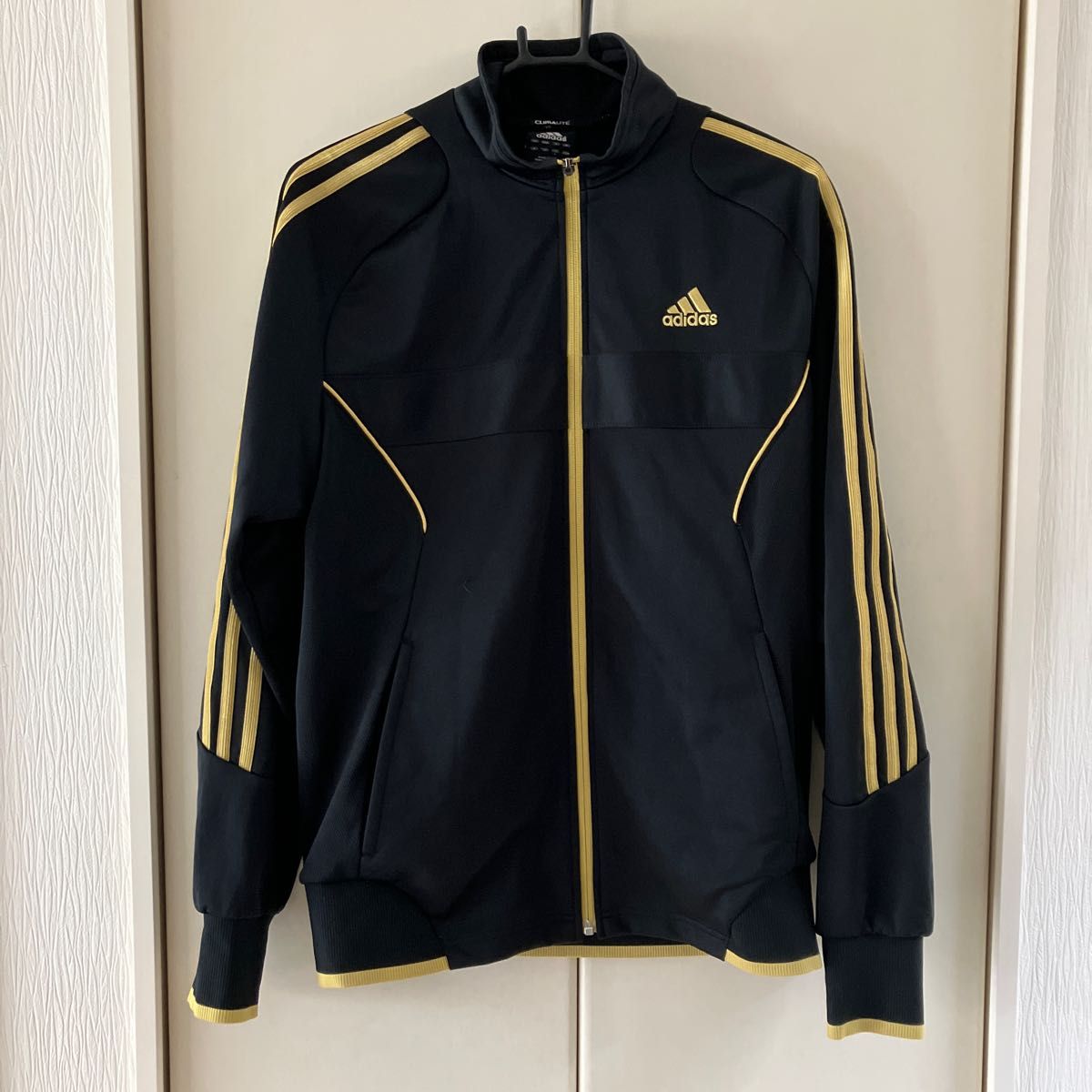 adidas ジャージ 上下セット CLIMALITE 黒金|Yahoo!フリマ(旧 adidas ジャージ 上下セット CLIMALITE 黒金|Yahoo!フリマ(旧