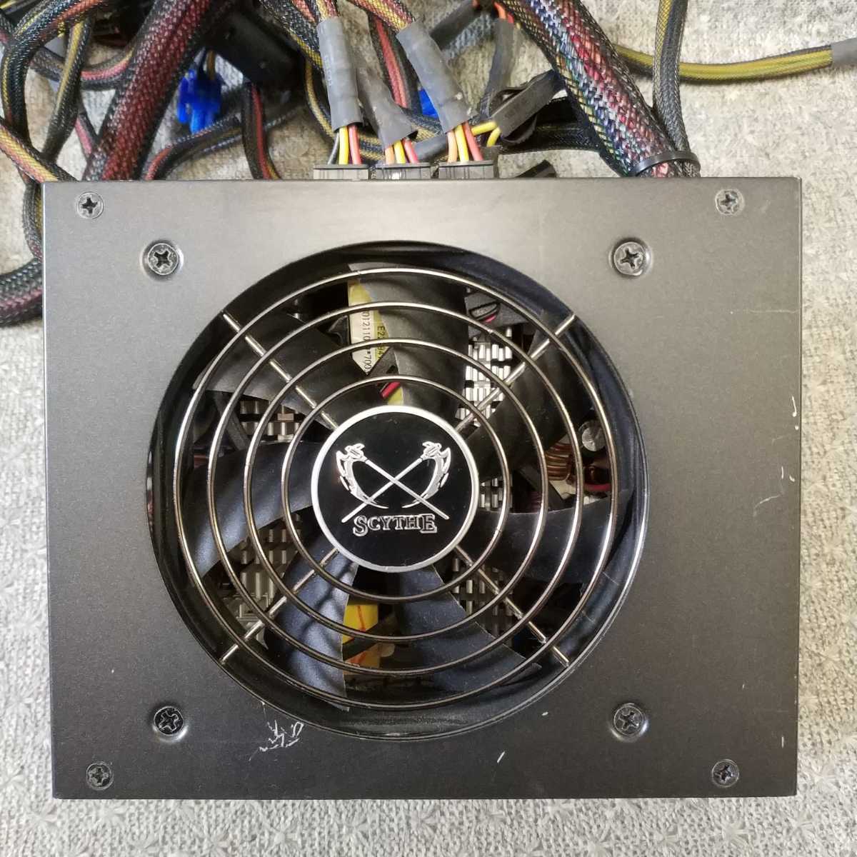 即日発速達保証付き送料無料☆ SCYTHE 鋼力短2 プラグイン700W 電源BOX