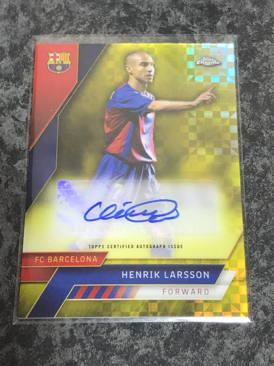 2022-23 Topps Chrome FC BARCELONA Henrik Larsson yellow X-fractor