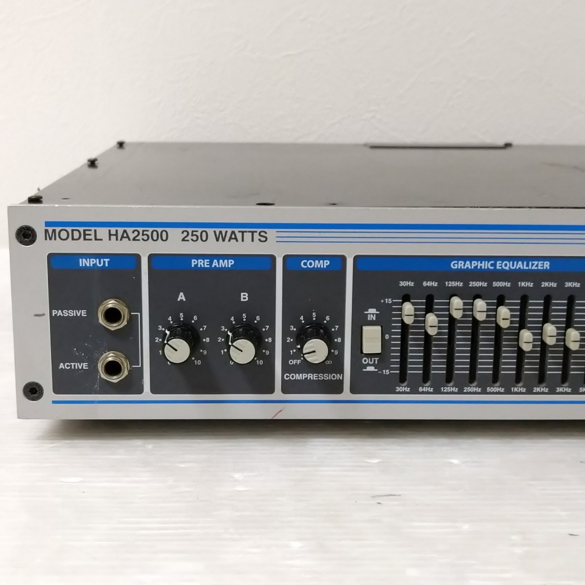 ヤフオク! - Hartke HA2500 ハートキー ベースアンプ ヘッ...