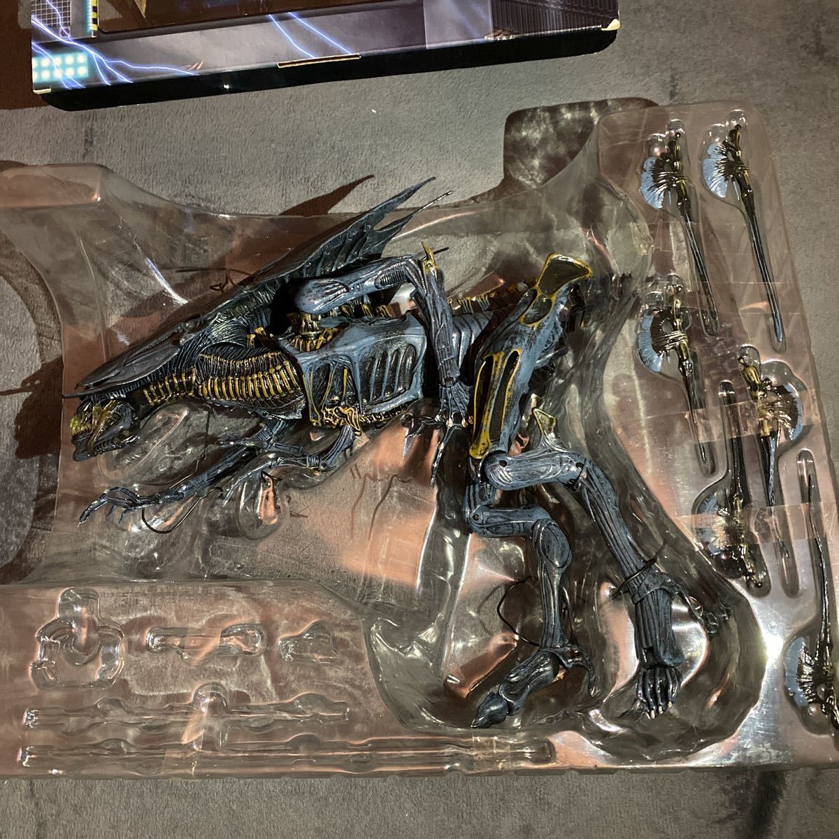 NECA ネカ 『エイリアン2』エイリアン・クイーン 全長 約76cm/7 NECA ネカ 『エイリアン2』エイリアン・クイーン 全長 約76cm/7