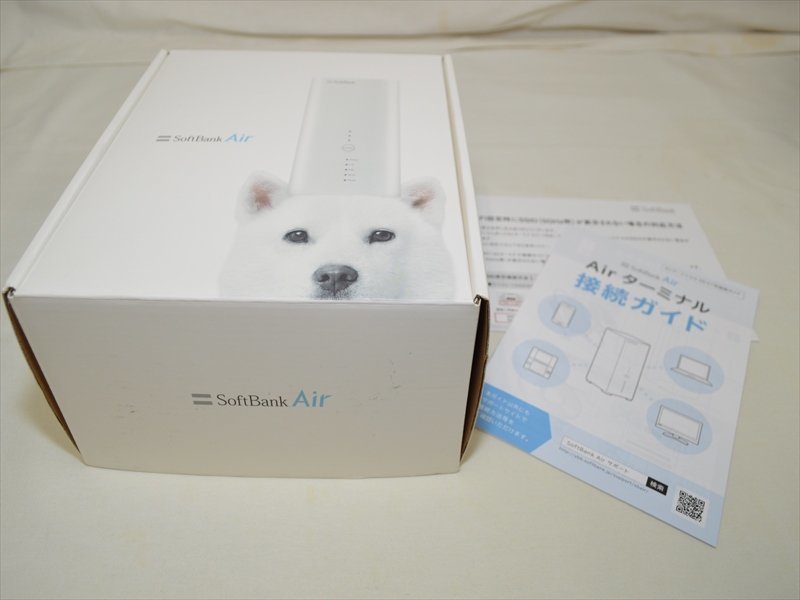 ジャンク Softbank Softbank Air4 NEXT ホワイト B610h-70a 判定△ フレームに小傷あり 22118_画像9