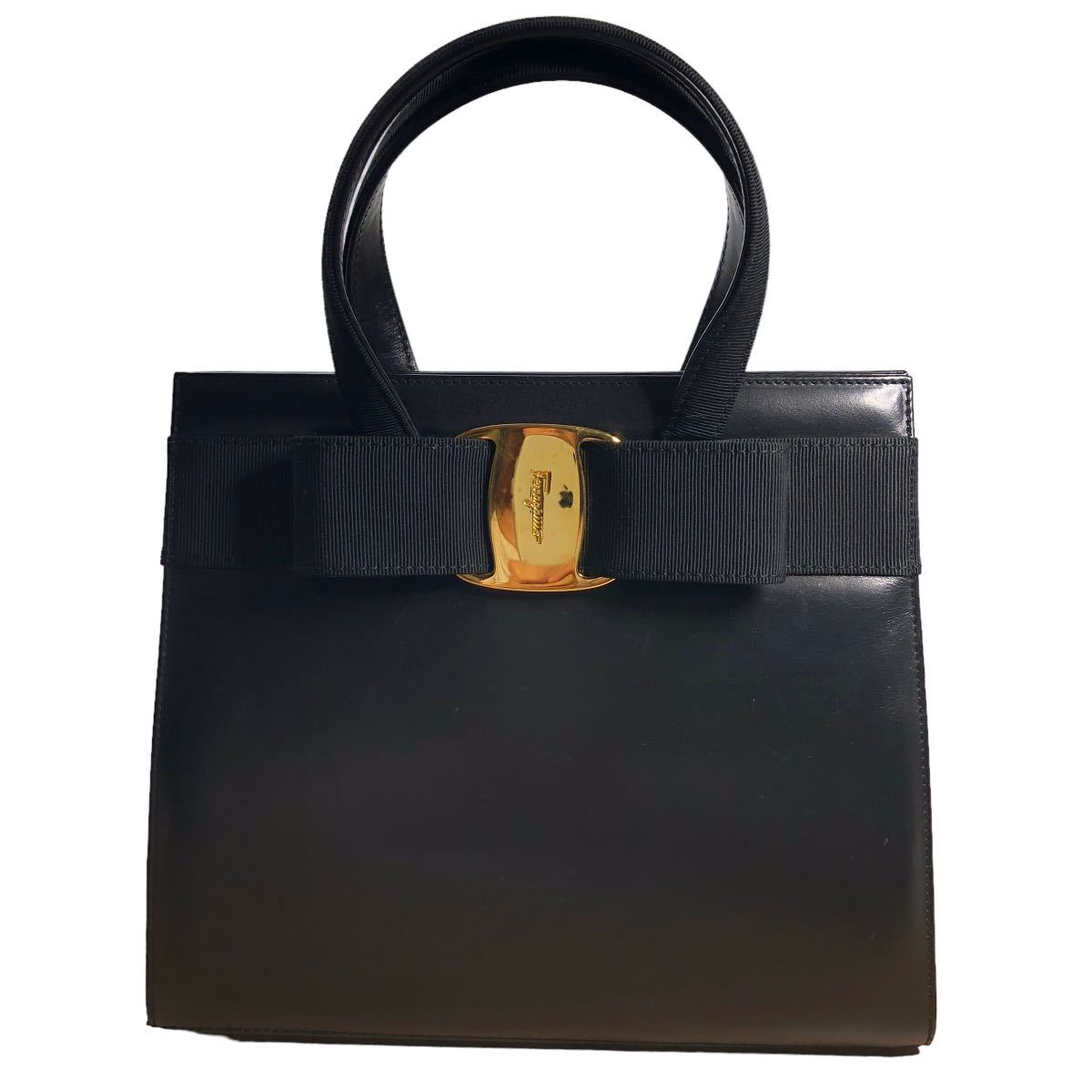 フェラガモ ヴァラ金具 2way ハンドショルダーバッグ 黒 レザー | 1501.ie