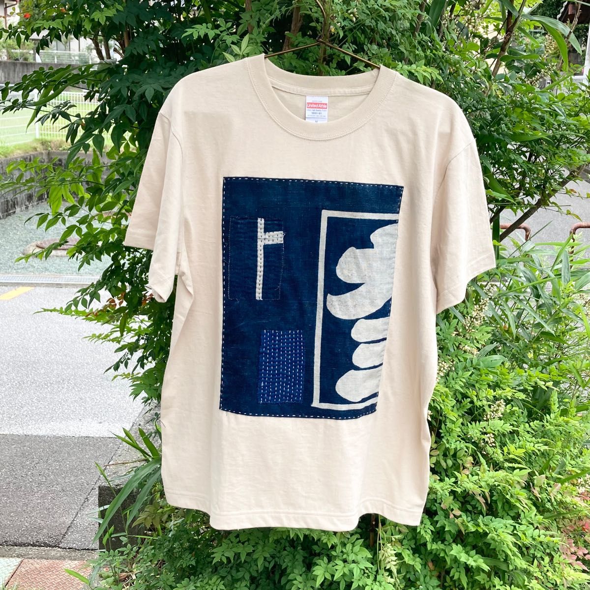 1951 size M 襤褸　リメイク　tシャツ 藍染め　藍染　印半纏　筒描き　筒描　古布　パッチワーク　刺し子　ヴィンテージ　