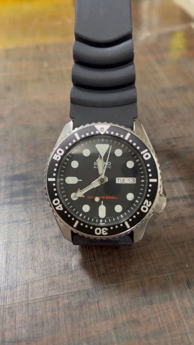 セイコーダイバーズ SKX007K 海外モデル 自動巻 ブラックボーイ セイコーダイバーズ SKX007K 海外モデル 自動巻 ブラックボーイ