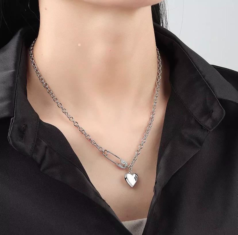 429 新品未使用 レディース シルバー ハート ネックレス s925 cz