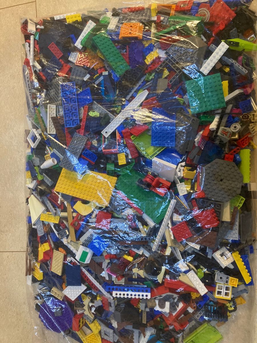 レゴブロック　大量 箱込み約5キロ