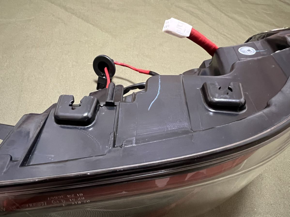 極上品 クラウン 左テールランプ テールレンズ テールライト 極上品 クラウン 左テールランプ テールレンズ テールライト