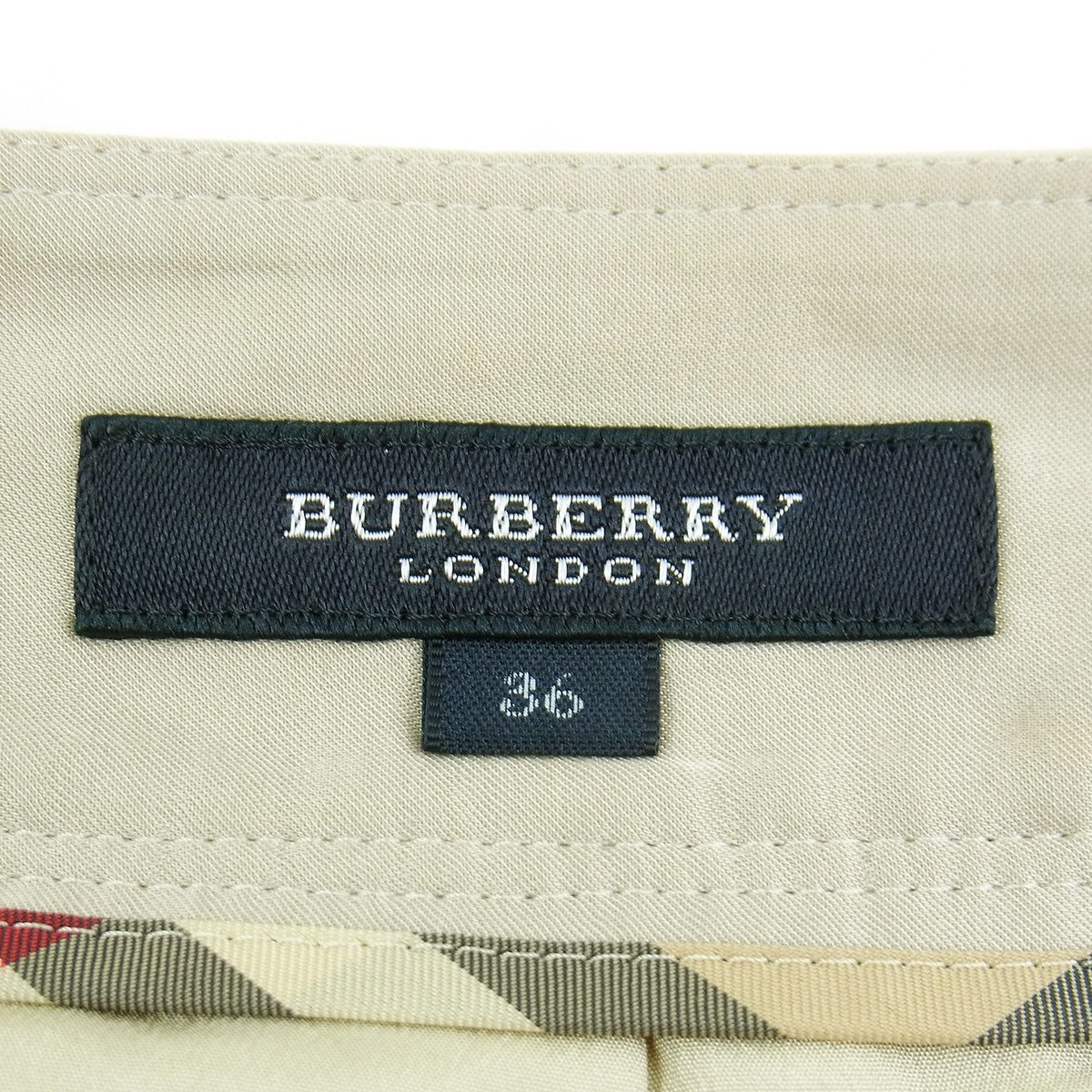  Burberry юбка в складку одноцветный простой серый серия хлопок 57% полиэстер 43% указанный размер :36 BURBERRY LONDON =