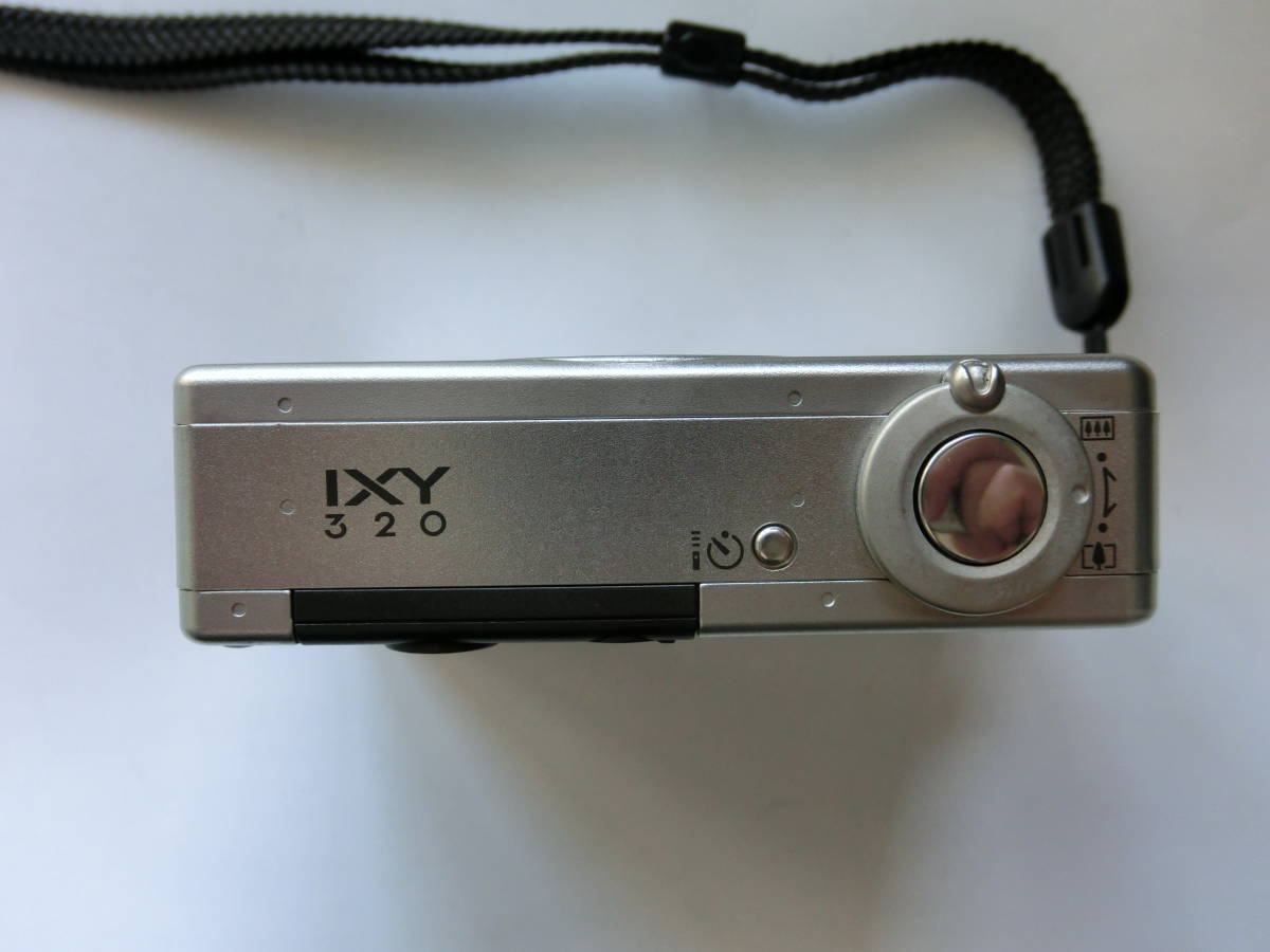 Canon IXY320 APSカメラ　中古品　_画像3