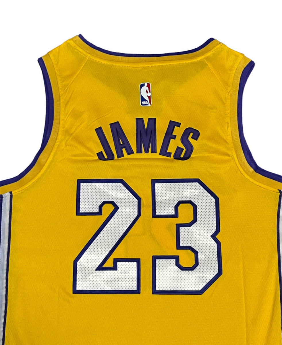 NBA ロサンゼルス・レイカーズ レブロン・ジェームズ 23番 NBA ロサンゼルス・レイカーズ レブロン・ジェームズ 23番
