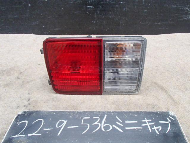 ミニキャブ 　DS17V 左テールランプ　ライト　レンズ ZJ3 トーカイデンソー 35603-68H0L MQ507759_画像1