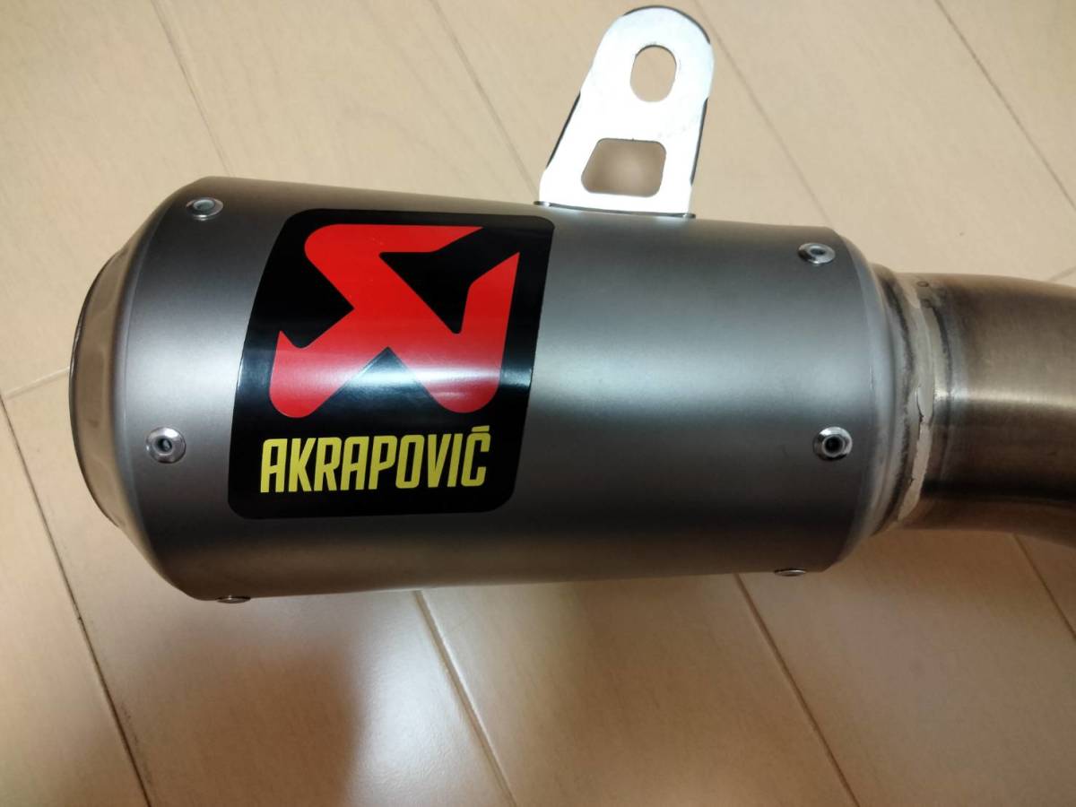AKRAPOVIC (アクラポビッチ) スリップオンマフラー JMCA政府認証