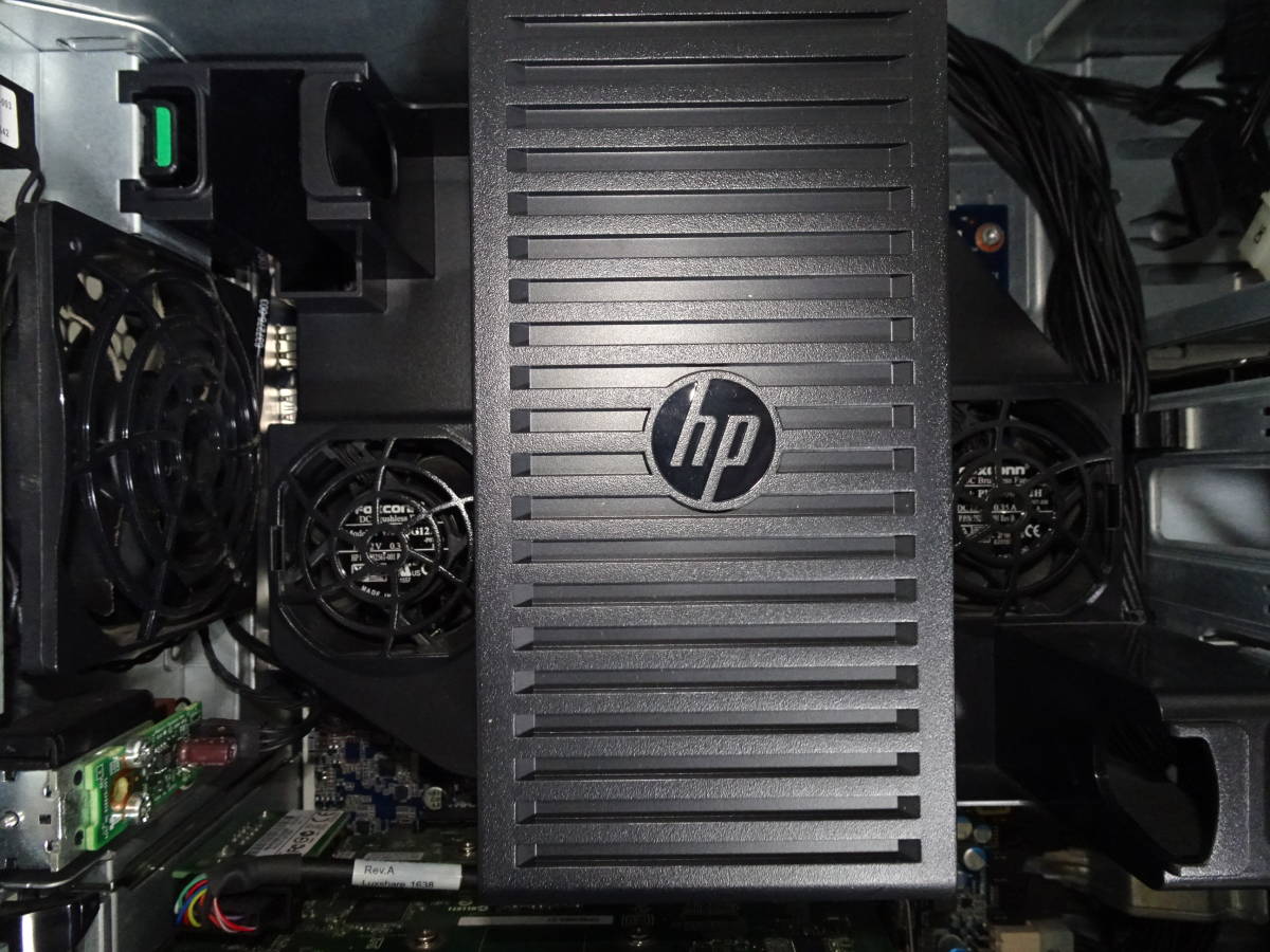 HP Z440 Workstation Windows11 Xeon E5-1630V4 3.70GHz メモリ8GB NVIDIA Quadro 4000 HDD1TB 水冷式 CPUクーラー搭載 DVD 1週間保証_画像5