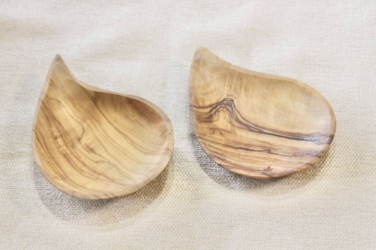 未使用オリーブウッド ミニボウル2個 木製小皿器うつわウッドボウル小鉢オリーブ製_画像1