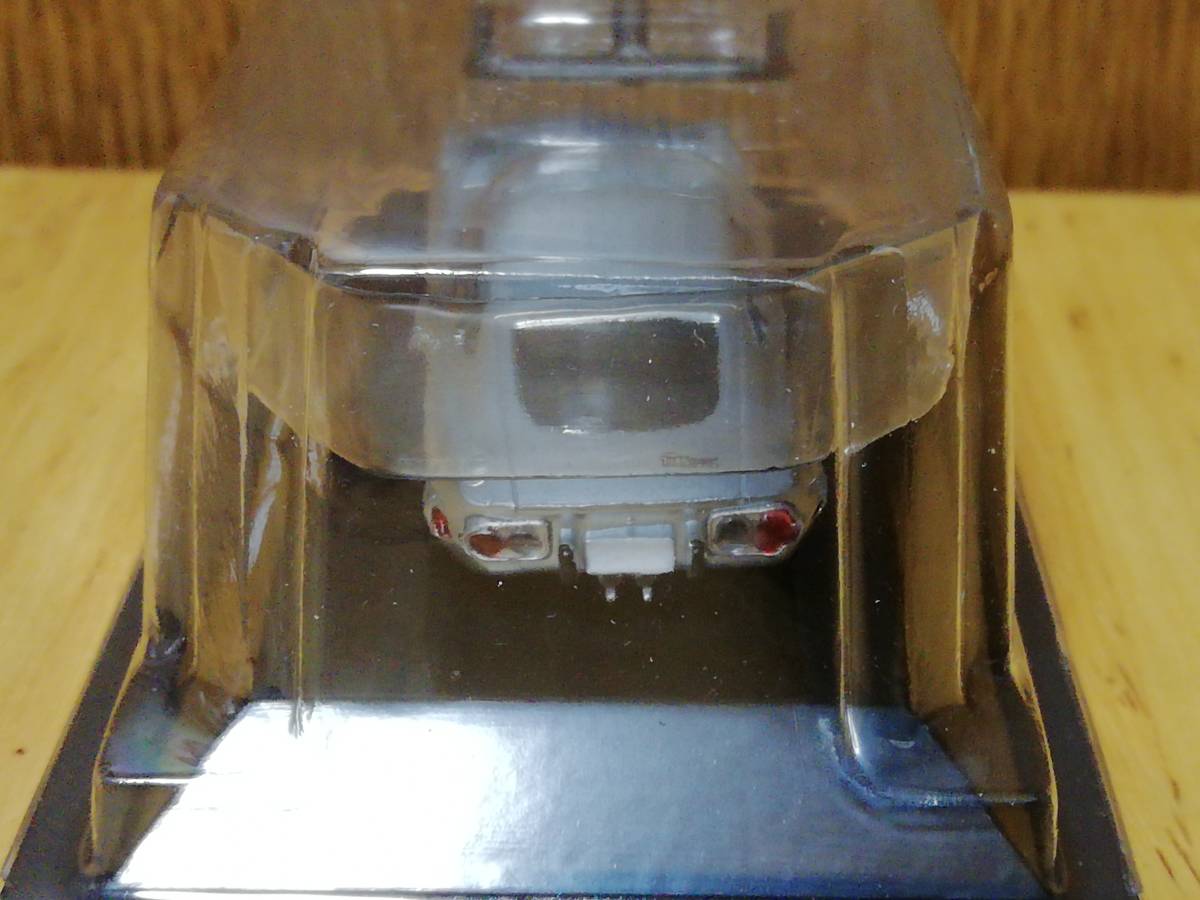エフトイズ f-toys 日本名車倶楽部　トヨタ 2000GT 後期型　シルバー　1/64 プラスティック_画像3