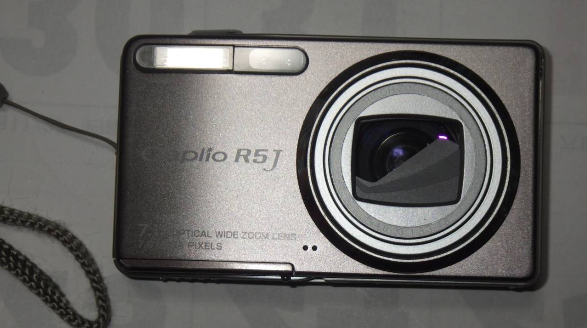 セットアップ RICOH デジタルカメラ R7 (SL)+バッテリー3個+充電器