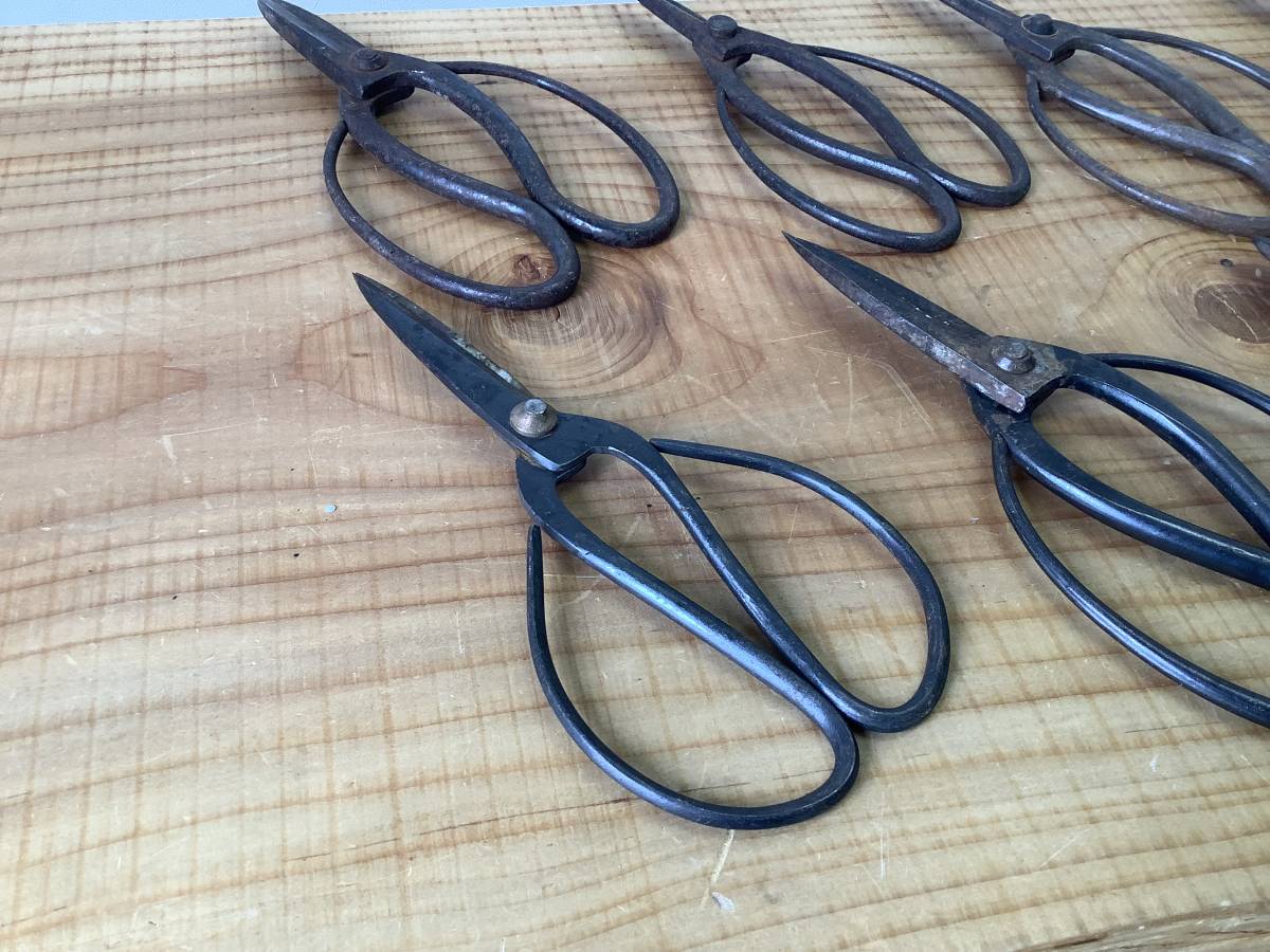 S060102XR[ secondhand goods ]. tongs branch cut tongs pruning scissors flower cut . tongs gardening supplies bonsai equipment day for miscellaneous goods hand tool metallic material 