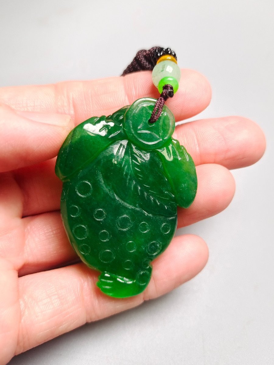 ◇古寳堂◇清翡翠製細密彫福寿如意ペンダント根付裝身具極細工古置物古