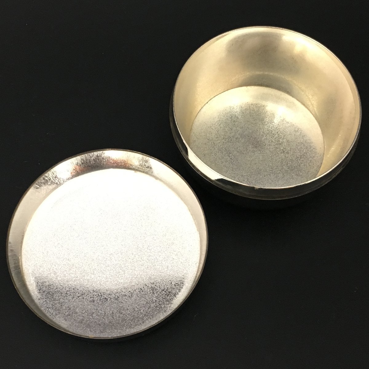 Amazon.co.jp: 超希少! 天賞堂 0302A4 天皇家御下賜品 純銀 菊 Amazon.co.jp: 超希少! 天賞堂 0302A4 天皇家御下賜品 純銀 菊