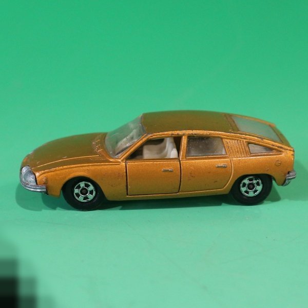 中古 マッチボックス/MATCHBOX ミニカー No.56 BMC1800 PININ FARINA 英国製 送料CPサービス_画像4