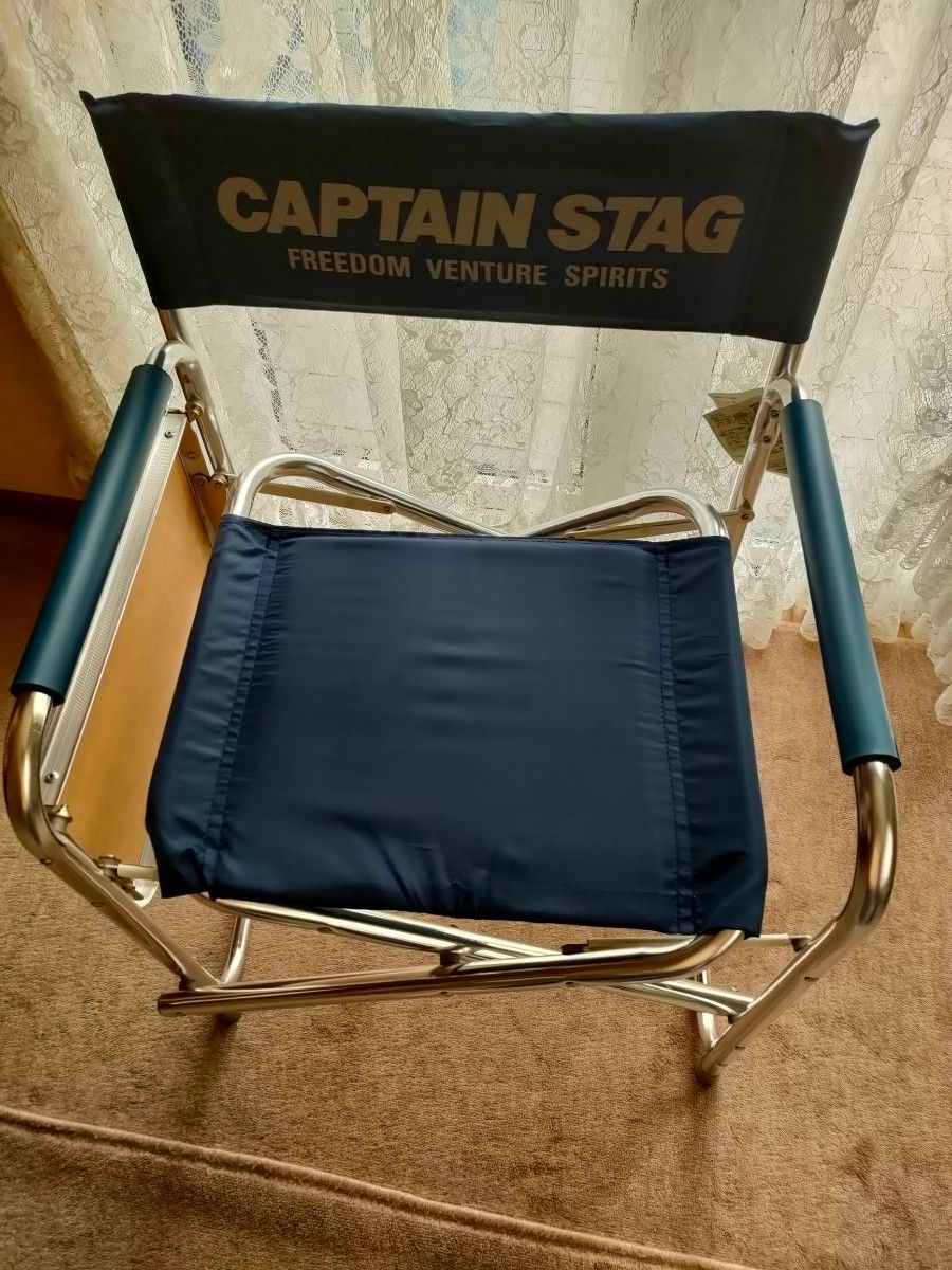CAPTAIN STAG　サイドテーブル付チェア